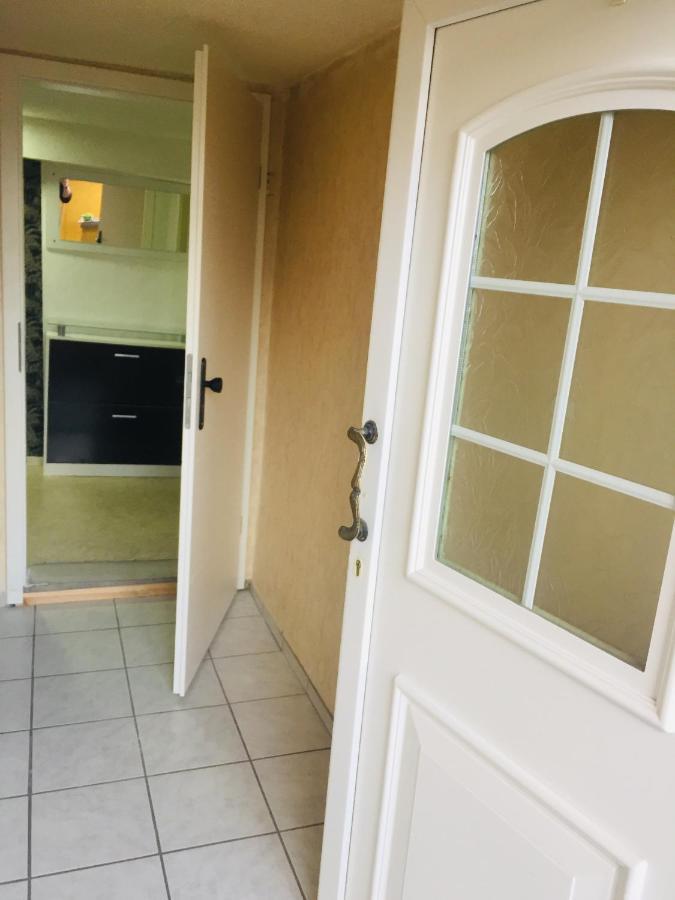 Monteurwohnung, 2 Zimmer, Kueche,Bad Staufenberg  Kültér fotó